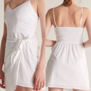 Abercrombie & Fitch White Cotton Wrap Mini Dress V-Neck Smocked Tie Size L
